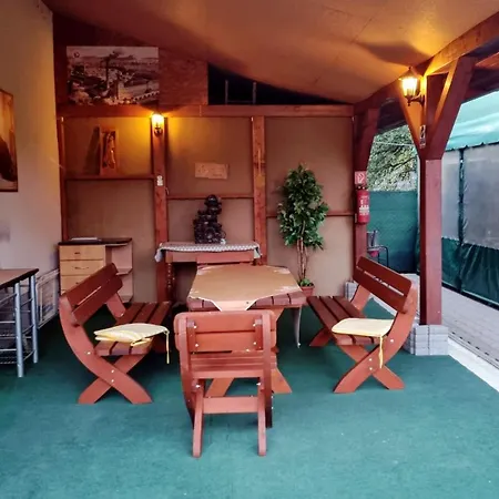 Marvik Πανσιόν 3*